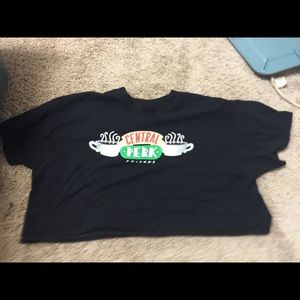 Central perk cropped shirt